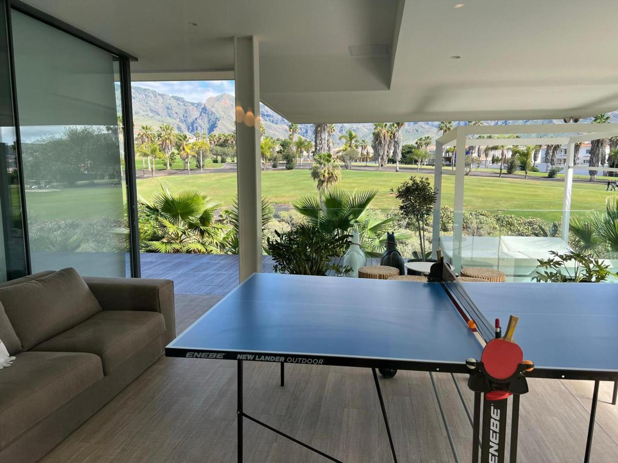 Luxury Villa Rebeka - Heated Pool And Jacuzzi Costa Adeje  Exteriör bild